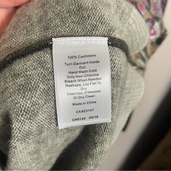 Talbots Audrey Pure Cashmere Sweater Paisley 3/4 Length Sleeves - Picture 6 of 11